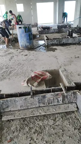 buhay construction worker💪💪 #tiktok  #followers  #everyone  #fypシ  #construction  #empleyado 