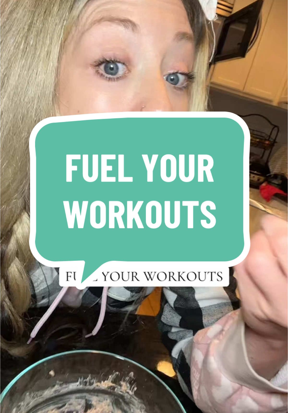 Wondering if you’re doing the “right” things when it comes to your fitness journey? I created a 2 min (10 question) quiz to help get you moving in the right direction. Go take it, so you can stop starting over—you know where the lïnks are at 😉 #gethealthywithme #gethealthy #nutritiontip #weightlosshacks #athletelife #fuelyourbody 