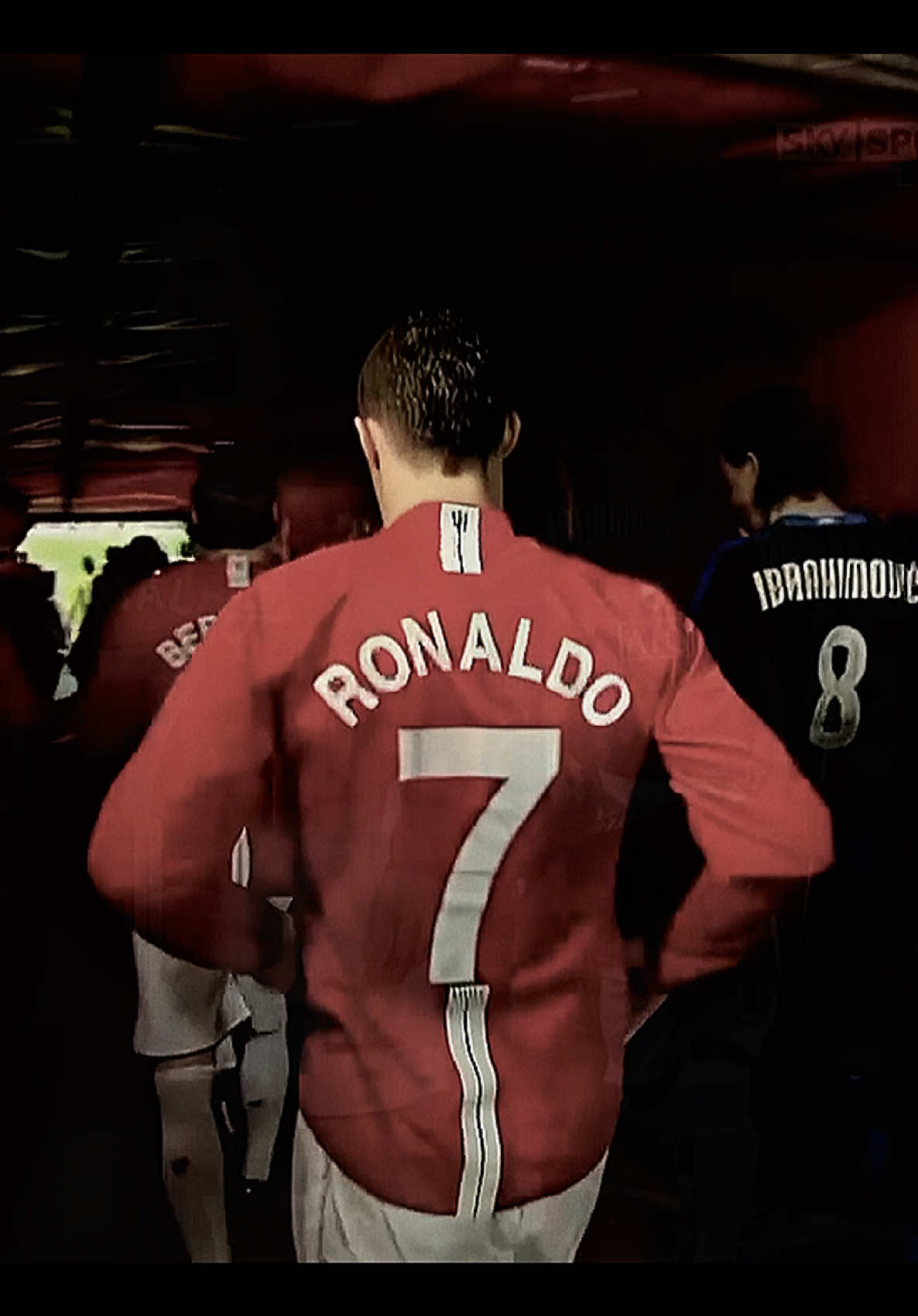 If anyone’s wondering what Young Ronaldo worst performance in the UCL knockout stages looks like, well..there you have it. His worst performance in the champions league knockout stage, post 06/07-08/09. Came up against against Inter in the Round of 16 Second leg at Old Trafford.  Well.. he’s human as we’ve just seen😀 #cristianoronaldo #ronaldo #cr7 #manchesterunited #manutd #united #mufc #championsleague #ucl #inter #goviral #footballtiktok #creatorsearchinsight #creatorrevolution 