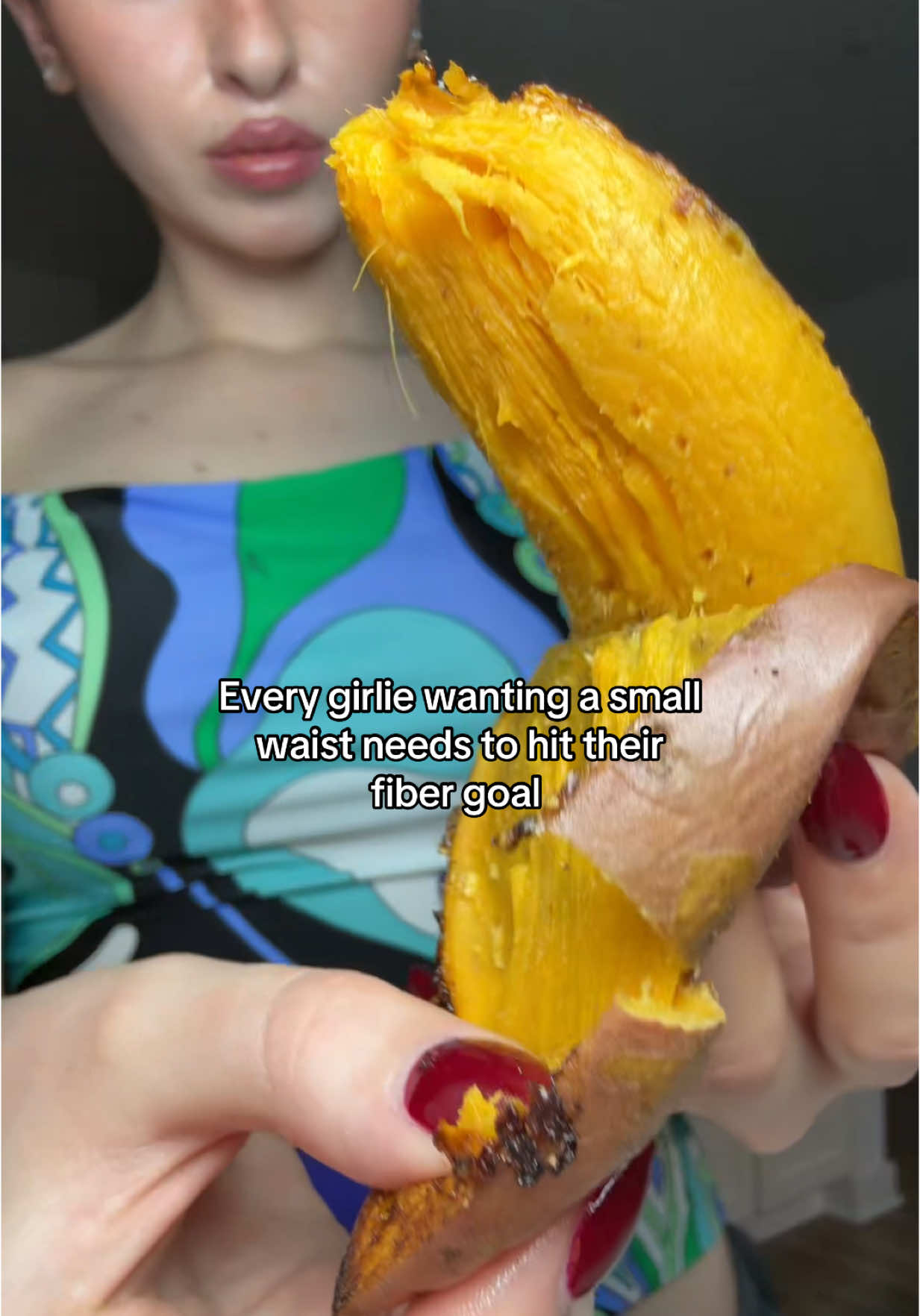 Name a better feeling than feeling snatched 😌  #nutrition #fiber #fibre #snatched #smallwaist 