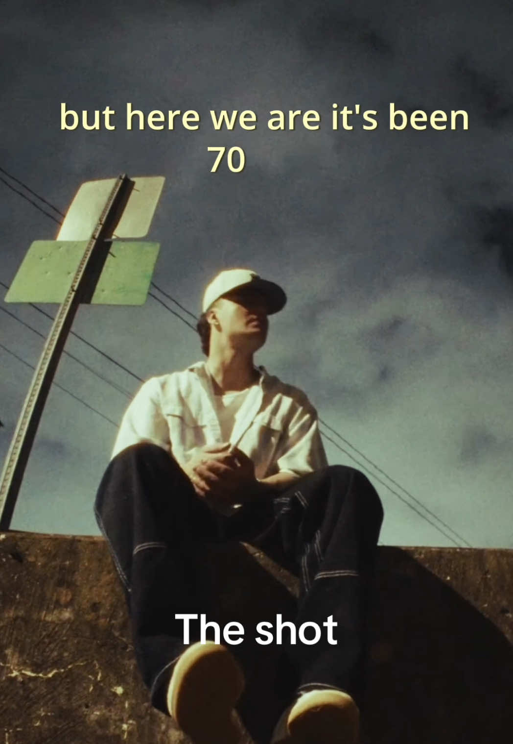 When you read the caption and then listen to the song, it’s kinda crazy how fvcked it is  #sadsong #breakupsong 