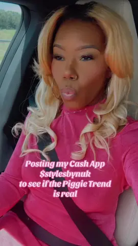 Let's see what's up 💕💰 #piggie #piggietrend