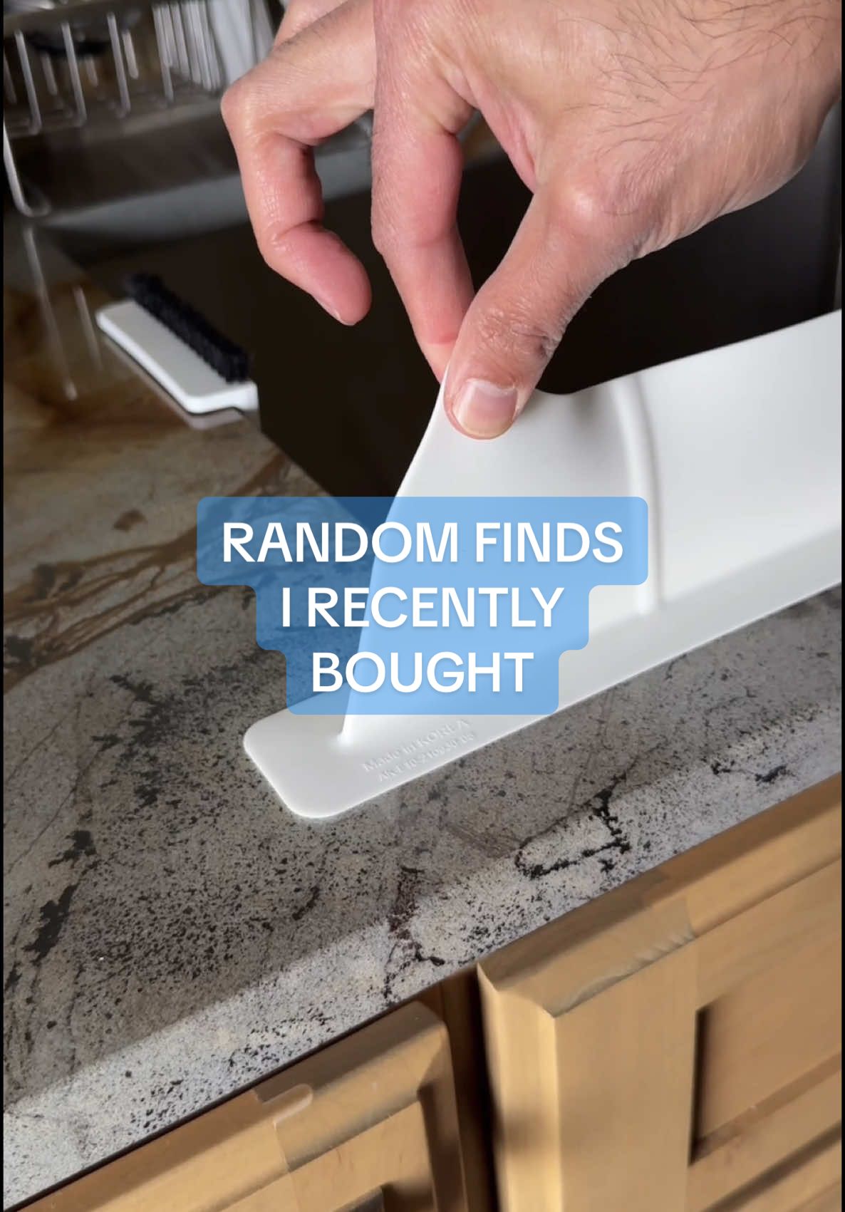 Don’t let a wet shirt ruin your day 💦 #amazonfinds #kitchengadgets #kitchen #KitchenHacks #hacks #amazonfavorites #kitchentools #kitchensink #salfinds 