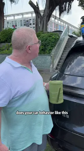 Car paint gets dirty easily, so forget about waxing. Use our micro-coating instead - one spray and it's instantly glossy. Plus, it offers corrosion resistance and anti-aging properties, making it dirt-resistant and easy to clean.#carcoating #carwax #carwash #car