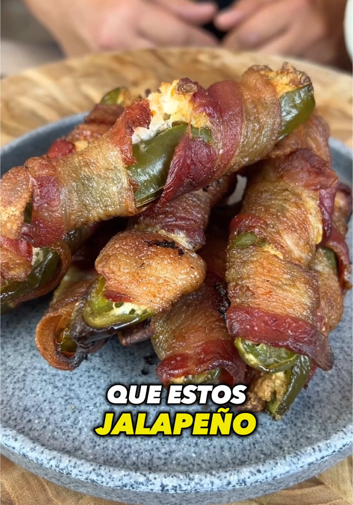 Jalapeños popper rellenos de queso crema y camarones !! #jalapeño #botana @snack #queso #camarones