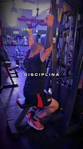 Megacenter muñiz, 10 meses constancia #disciplina  #gym  #cambiofisico  #2025  #discipline 