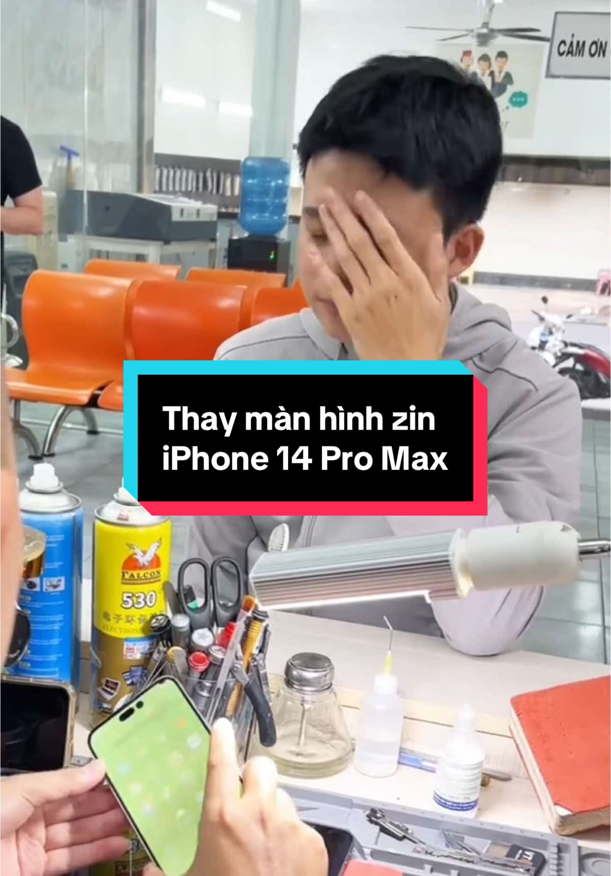 Thay màn hình zin iPhone 14 Pro Max😱 #LearnOnTikTok #thanhcongnghe #suachuadienthoai #iphone14promax #thaymanhinh #mrnhanhmobile 