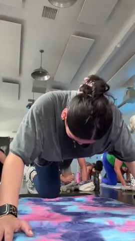 Me and my pink claw clip against the world ✨ || heated workout with 👑 @Ava @Poe Fair Haven | #fyp #foryou #heated #workout #foryoupage #nj #newjersey #heatedworkout #hotsculpt #hotpilates #hotmatpilates #weightlossjouney #fypシ #capcut #foryourpage #smallcreator 