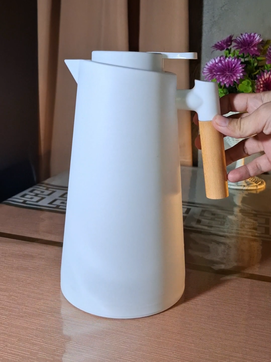 1000 ml aestetic Thermos. More colors available! Click yellow basket to order👆 #thermos #hotandcold #vacuumflask 
