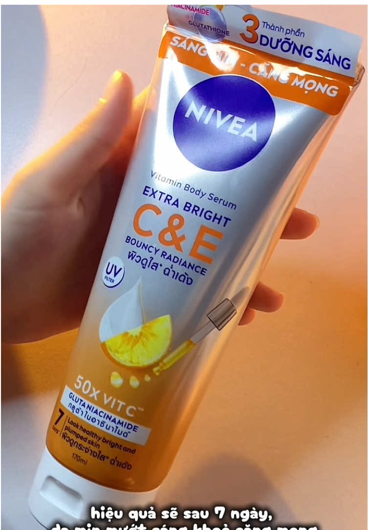 Nghe bảo mấy em serum dưỡng thể này bên nhà Nivea đang hott lắmm😋🫶🏻🫰🏻✨😘😘#tieudi #nivea #serumduongthe #review #hottrend #muasam #fypシ゚ #trendingvideo #nivea50xvitaminc #vairal 