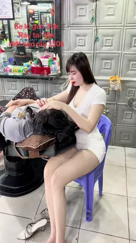Hớt tóc nam Lê Tài cn1:1184;cn2:1002 Lê văn lương nhà bè tphcm nơi làm đẹp thư giãn cho các a sau ngày dài làm việc mệt mỏi ạ 💋#tiktok #xuhuong #xuhuongtiktok #massage #danhmat #segen #tocnamdep #raytai 