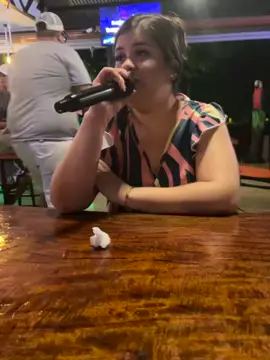 practicando ando 🥰  No ha sido fácil Monchy y Alexandra. 