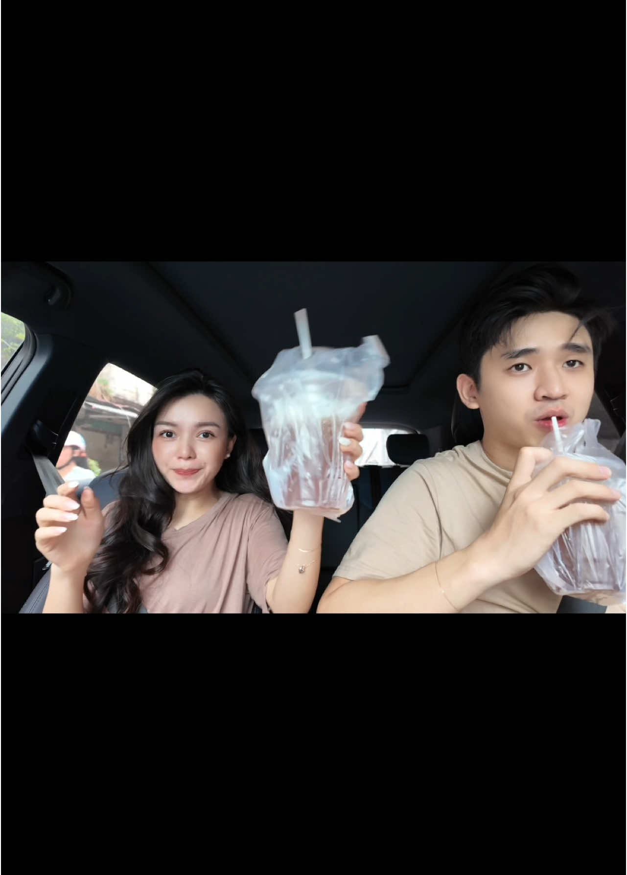 Xem c Vân Phạm quá 180p 😂😂