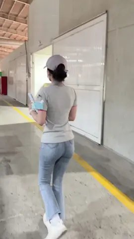 Đời công nhân lấy đâu ra mộng đẹp 😊 