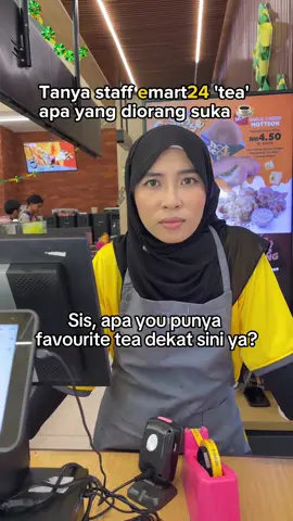 Tanya “tea” fav je… dia bagi tea yang lain 😭🫢 Ok lah, dia recommend Honey Aloe Vera Tea, terus rasa nak try jugak 🧋💛 #emart24 #emart24my #conveniencestore #koreanfood #streetfood #Foodie #yearofemart24 #internationalteaday #tea #gossip #staff #interview #honeyaloevera #spilled #spillthetea #juicy #koreanhoneytea #drinks #drama