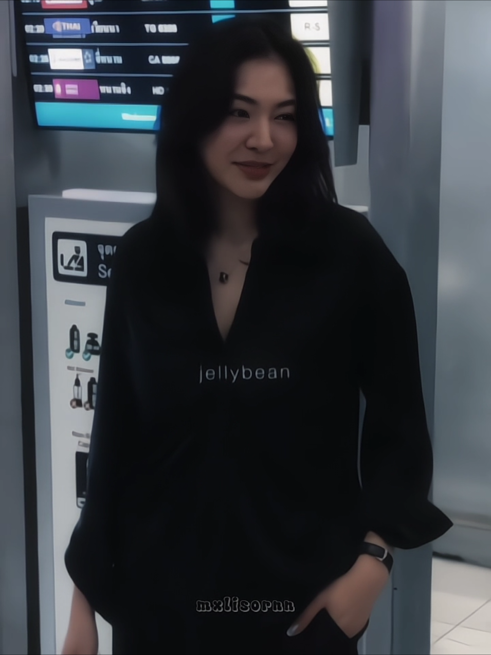 — faye in black is so hot!! 🔥🥵 #faye_malisorn #fayeperaya #ฝ้ายพีรญา #edit #foryoupage #foryou #fyp 