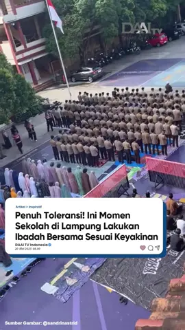 Sahabat DAAI, di SMA YP Unila Bandar Lampung, ratusan siswa dari empat agama berbeda Islam, Kristen, Hindu, dan Buddha berkumpul dalam sebuah kegiatan ibadah bersama yang penuh makna. Mereka menjalankan ibadah sesuai keyakinan masing-masing dengan rasa saling menghormati dan cinta kasih. Kegiatan ini merupakan bagian dari Proyek Penguatan Profil Pelajar Pancasila (P5), yang bertujuan menanamkan nilai toleransi dan keberagaman sejak dini. Momen kebersamaan ini bukan hanya menunjukkan harmoni antarumat beragama, tapi juga memperkuat semangat persatuan di tengah perbedaan. Momen hangat ini diabadikan oleh salah satu siswa melalui akun @sandrinastrid, dan telah menginspirasi banyak orang di media sosial. Ini bukti nyata bahwa toleransi bisa diwujudkan dalam tindakan sederhana. Saksikan konten-konten inspiratif dan menenangkan hati di platform DAAI+ Discover Inspiring Content. #toleransi #momenharu #inspiratif #lampung #daaitv #sebarkankebaikan #discoverinspiringcontent 