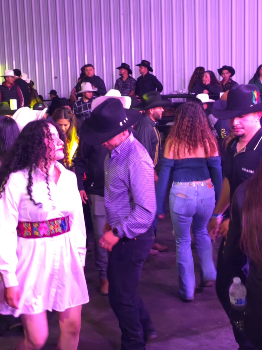 #bailes #oaxaca #bodamexicana #viralvideo #fresnocalifornia #paisanos #0axaca #usa🇺🇸 #santamariacalifornia✌️ 
