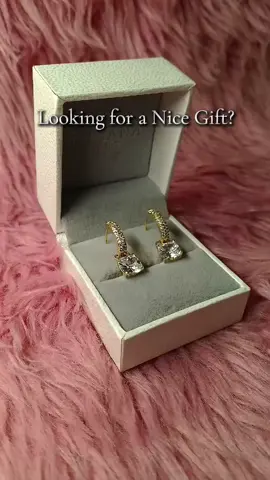 A must buy gift idea. #creatorsearchinsights  #giftideas #thoughtfulgifts #giftforher #specialgifts #diygifts #fyp #foryou #tiktokmademebuythis #tiktokmademebuyit #mustbuy #trendingproducts #viral 