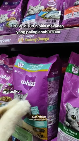 Fungsi Whiskas Indoor 1. *Mengontrol berat badan*: Whiskas Indoor dirancang untuk membantu mengontrol berat badan kucing indoor yang cenderung kurang aktif. 2. *Meningkatkan kesehatan pencernaan*: Whiskas Indoor memiliki formula yang dirancang untuk meningkatkan kesehatan pencernaan kucing dan mengurangi risiko masalah pencernaan. 3. *Mengurangi risiko penyakit*: Whiskas Indoor memiliki formula yang dirancang untuk mengurangi risiko penyakit yang umum dialami oleh kucing indoor, seperti batu ginjal dan gagal ginjal. 4. *Meningkatkan kesehatan bulu*: Whiskas Indoor memiliki formula yang dirancang untuk meningkatkan kesehatan bulu kucing dan membuatnya terlihat lebih sehat dan mengkilap. #kucing #konten #barapetshop #catlover #pecintakucing #fyp #cat 