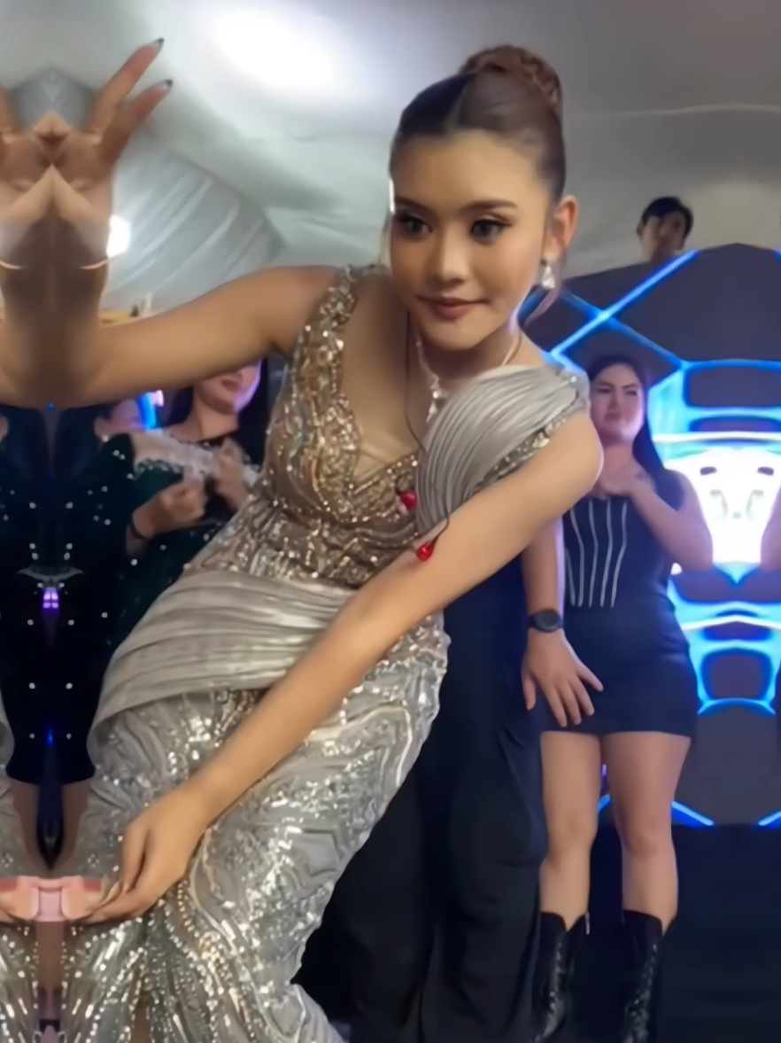 pose apapun tetep cakep Serli artika sridevi da5😻🗿 #seidevida5 #sridevi #fyp 