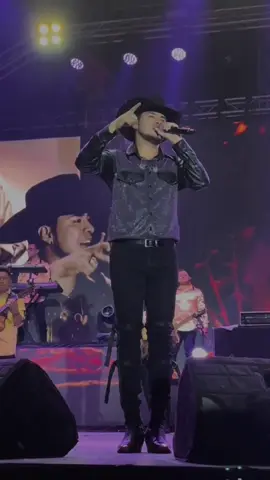 El Mejor #yeisonjimenez #chayinrubio #rolitasbnjz #corridos #regionalmexicano🇲🇽 #musicamexicana #sueñosymetas #musicaconletra #usa_tiktok #fyp 