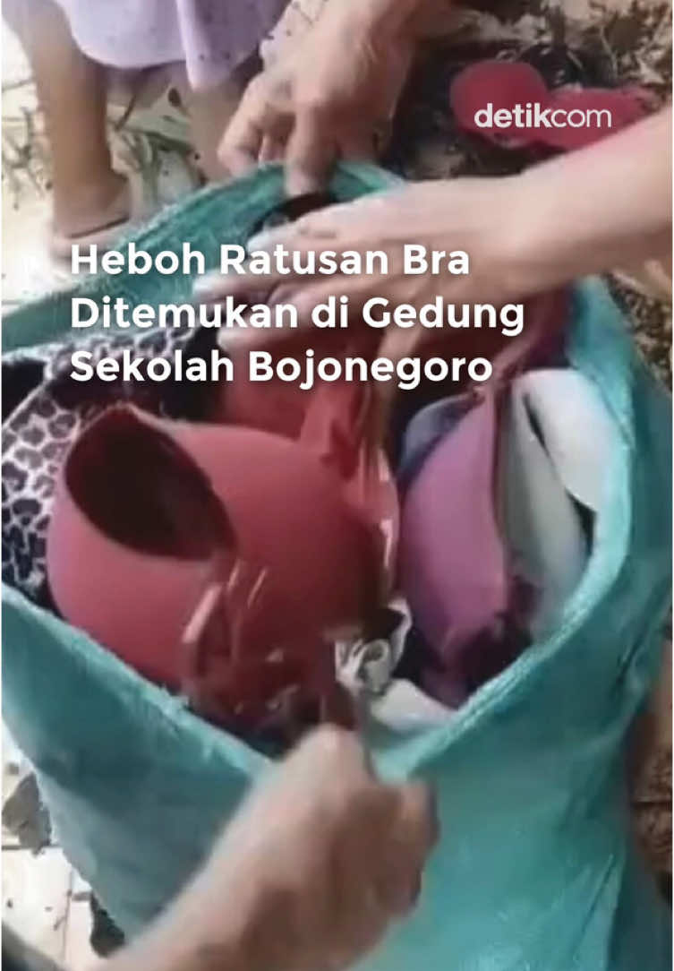 Kapolsek Kepohbaru, Iptu Supriyanto juga menjelaskan bahwa pihaknya masih melakukan serangkaian penyelidikan dan pengumpulan informasi untuk mengungkap asal-usul barang-barang mencurigakan yang membuat geger warga desa itu. 