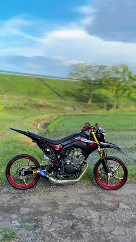 🥵❤️#supermotoherex #bintangpowerfullexhaust #bayubahagia_ #crfherexstyle #surexgank #crf150l #xyzbca #fyp 