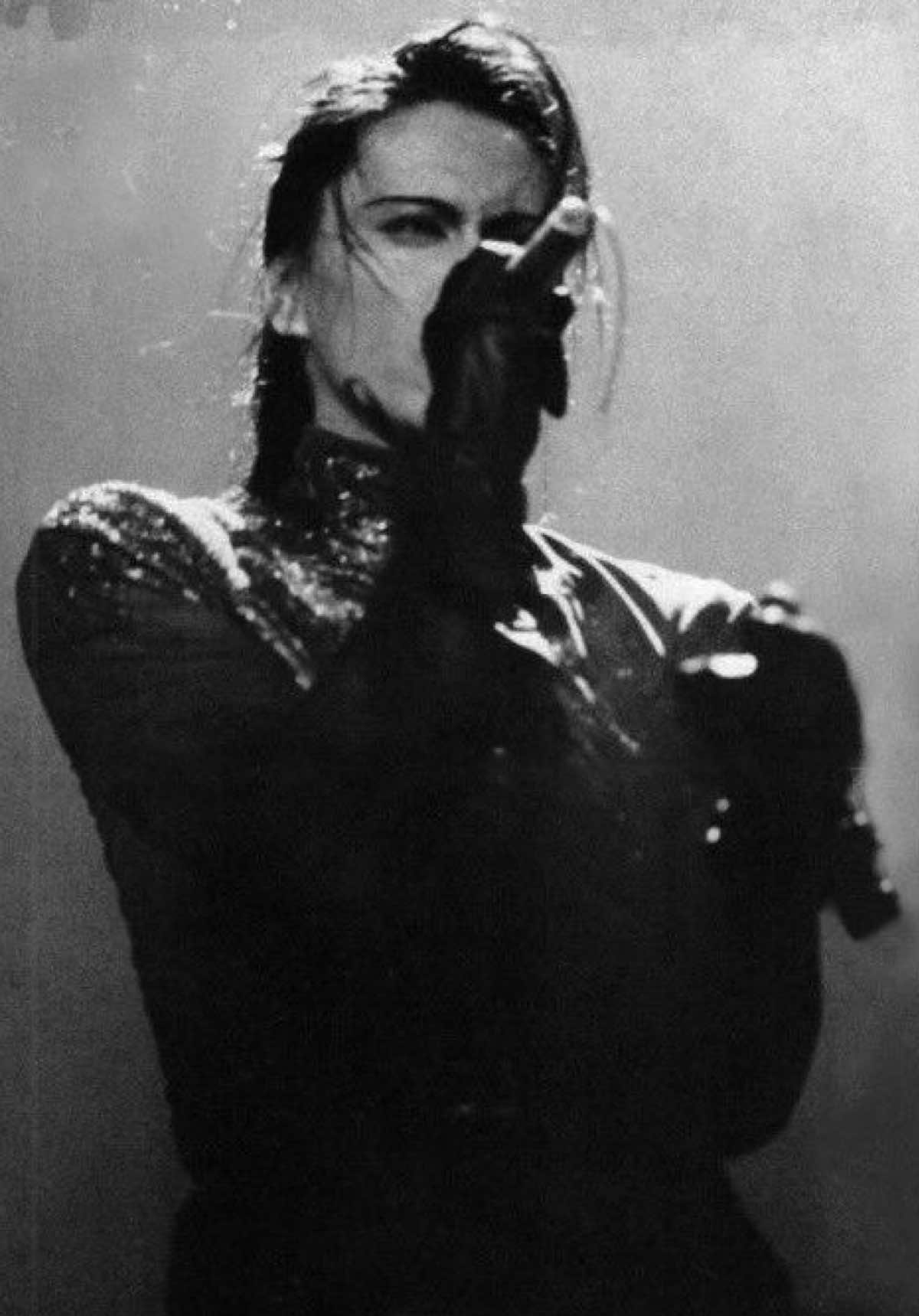 This man is unbelievably beautiful in ALL his eras💔 Love this song btw #offtopic #atsushisakurai #atsushisakuraiedit #bucktick #gothic #goth #rock #music #band #edit #editss #singer #aesthetic #dark #black #aestheticedit #popular #trending #on #fyp #onfyp #fypviral #shitpost #ацушисакурай #готика #рок #эдит #щп #реки #rek #reccommendations #relatable 