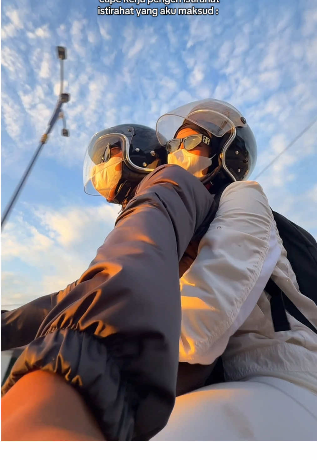 watching sunrise together. #couple 