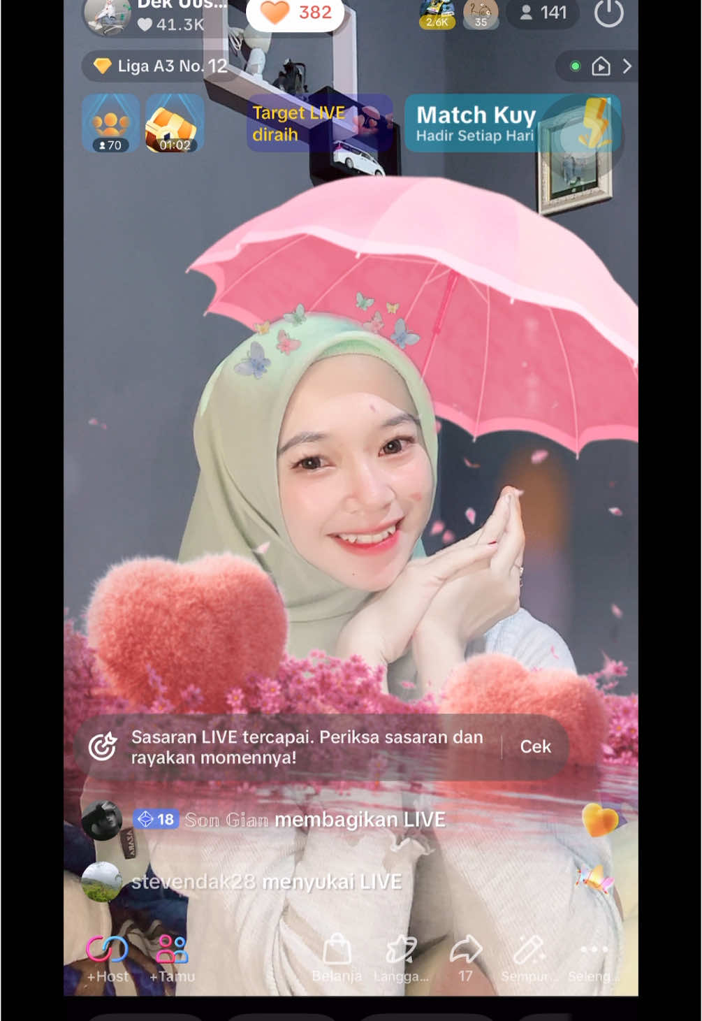 Trend baru 🙈 Utopia~Hujan.  MasyaAllah, terimakasih banyakk 🙏🏻✨🫶🏻 mmas @Mas Diki˗ˋˏ♡ˎˊ˗  Semoga Allah senantiasa melimpahkan rezeki, keberkahan, kesehatan, kebahagiaan kepadamu,, aamiin 🍃✨🥹🫶🏻 #trend #fypシ゚ #utopia #hujan🌧️ #klaten24jam #fyp #naungancinta #gift 