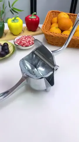 Stainless steel manual juicer Link in my bio!!! #tiktokmademebuyit #amazonfinds #amazon #homemade #KitchenHacks #kitchen #juice