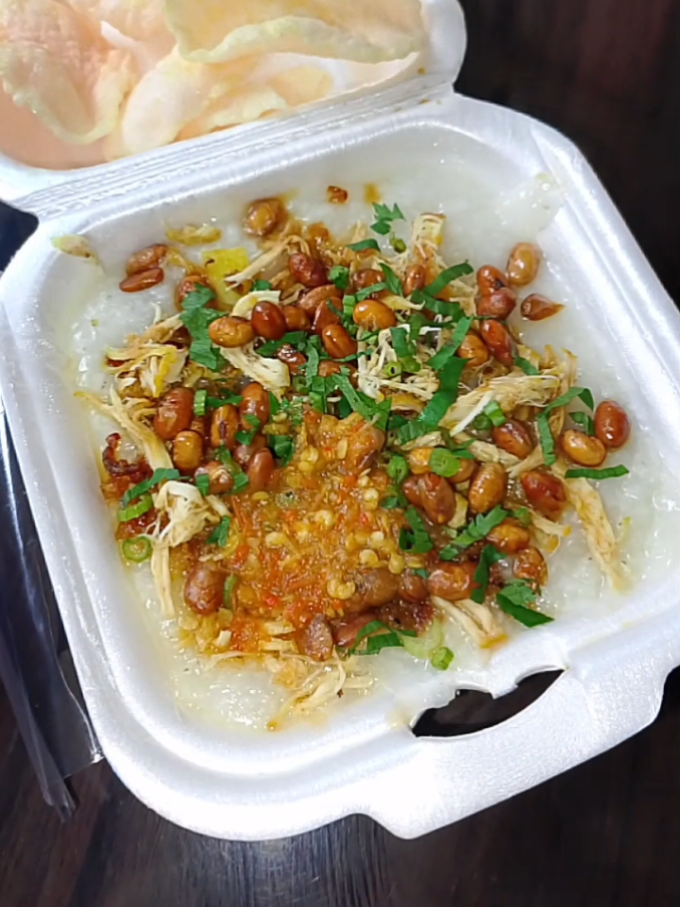 tadi pagi sarapan bubur ayam 5 ribu #mkn #mukbang #sarapan #buburayam 
