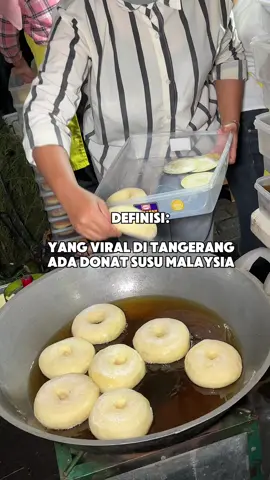 pantes rame🫵🏻😦 #reviewucit  P.s donat selembut ini cuma 7ribuaaa, enak polll!!  #kulinerviral #kulinertiktok #kulinertangerang #jajanantiktok #jajananviral #donatsusumalaysia #donatsusuviral #cisadanetangerang 