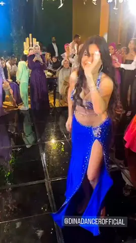 الراقصة المصرية دينا