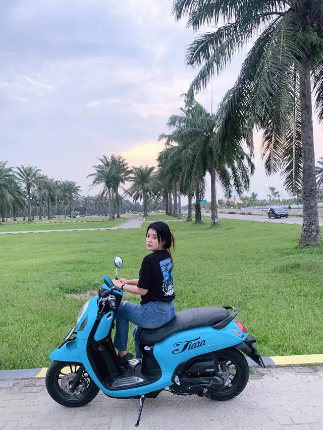 Cwek manis itu,naik scoopy🤪😁 #fyppppppppppppppppppppppp  #fyp 