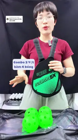 Trả lời @Bơ Bộ 2 vợt + 4 bóng chơi Pickleball siêu nhẹ kèm túi đựng gọn gàng mà giá rẻ bất ngờ. #votchoibongpickleball #votchoipickleball #theducthethao #chamsocgiadinh #tienichgiadinh #xunghuongtiktok#hieuhoanhy 