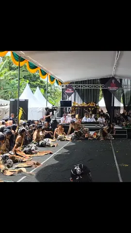 stecu stecu 😙😙 @BOY REAL. #masmasjawa #Magelang24jam #masmasmagelang🤩 #gwsmlovers👹 #lewatberanda #masukberanda #lewatberandafyp #bismillahfypシ #semogafyp #rasenengskippp📵 #magelangkotasejutabunga 