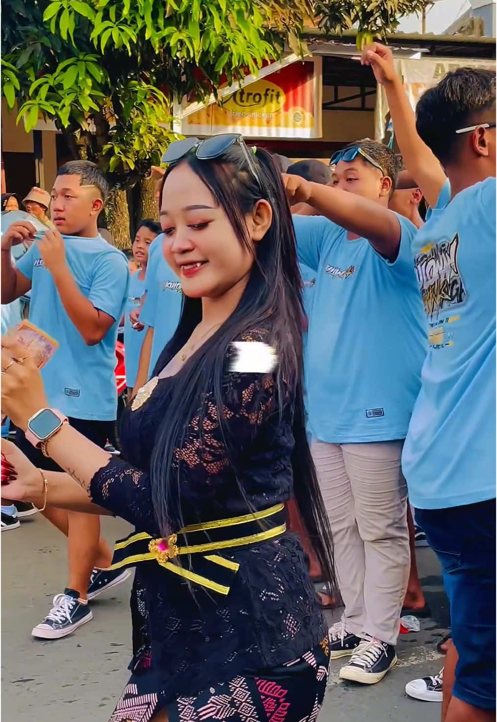 Sopo iki cah @Baby girl🙆 #CapCut #yourpage #karnaval #dancerkarnaval #malang24jam 
