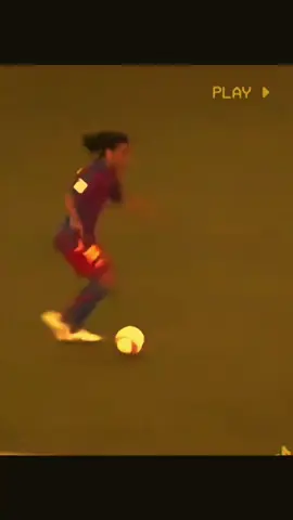 VOICE ABWAAN HANAD (:RONALDINHO 🐐🔥⚽️ #foryoupage #viral_video_tiktok #fpy #skills #kaka #ronaldo #@Hanad Adam 