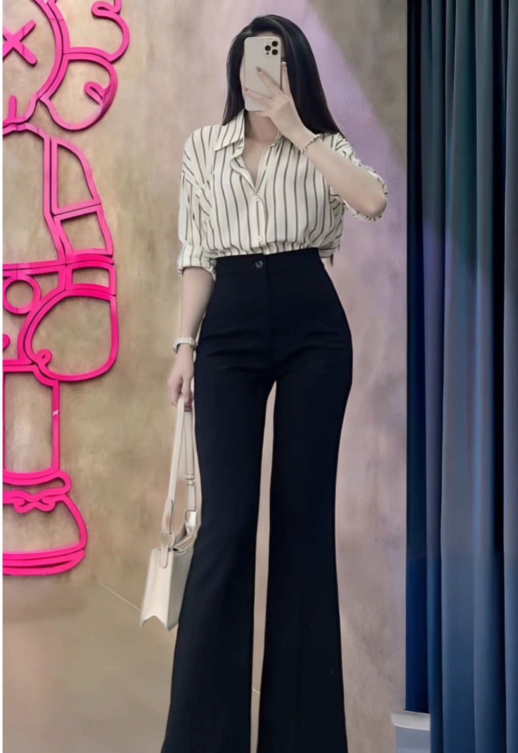 Quần Tây Ống Loe Nữ Cạp Lưng Cao Chất Tuyết Mưa Cao Cấp Có Màu Đen Trắng #xuhuong #viral #thinhhanh #hottrend #thoitrangnu #tiepthilienket #sanphamxuhuong #fashion #tiktokshop #quantaynu #quantaycongso #quantayongloe #quanongloe #quanloe #quanloelungcao 