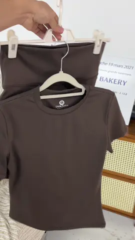 A sports suit worth having#sportswear #set #sportswearstyle #fashion #OOTD#s2k#outfit#outfitidea #fyp #multicolour#design #softwear#girls #womenclothing #goodthing #tiktokshoprestock 