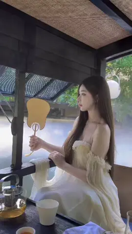 西湖纵有千般美 无你不过一池水 #小余想吃烧烤  #fy 