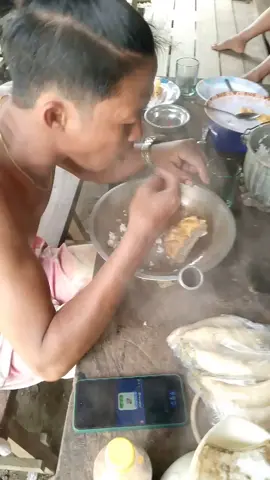 sa kawali lang nag kain gotom nadaw ehh🤣🤣