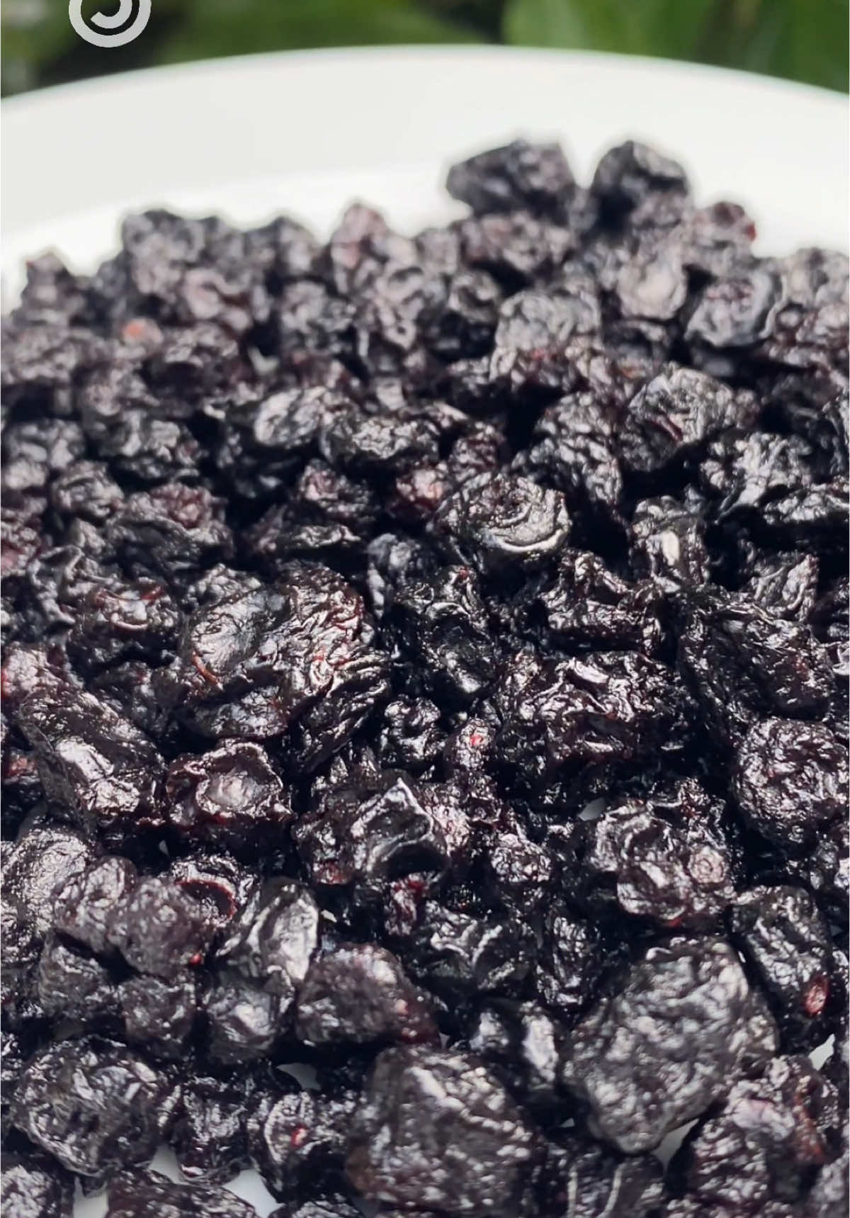 Nature’s candy—sweet, tangy, and packed with antioxidants. GET YOURS NOW! 🫐 #dailysnacks #officialstore #blueberries 