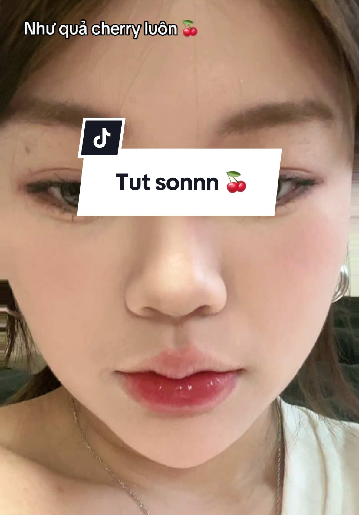 Mất sộc lần thứ n nên mặt e hơi quạu 🥲 #son #reviewlamdep #makeup 