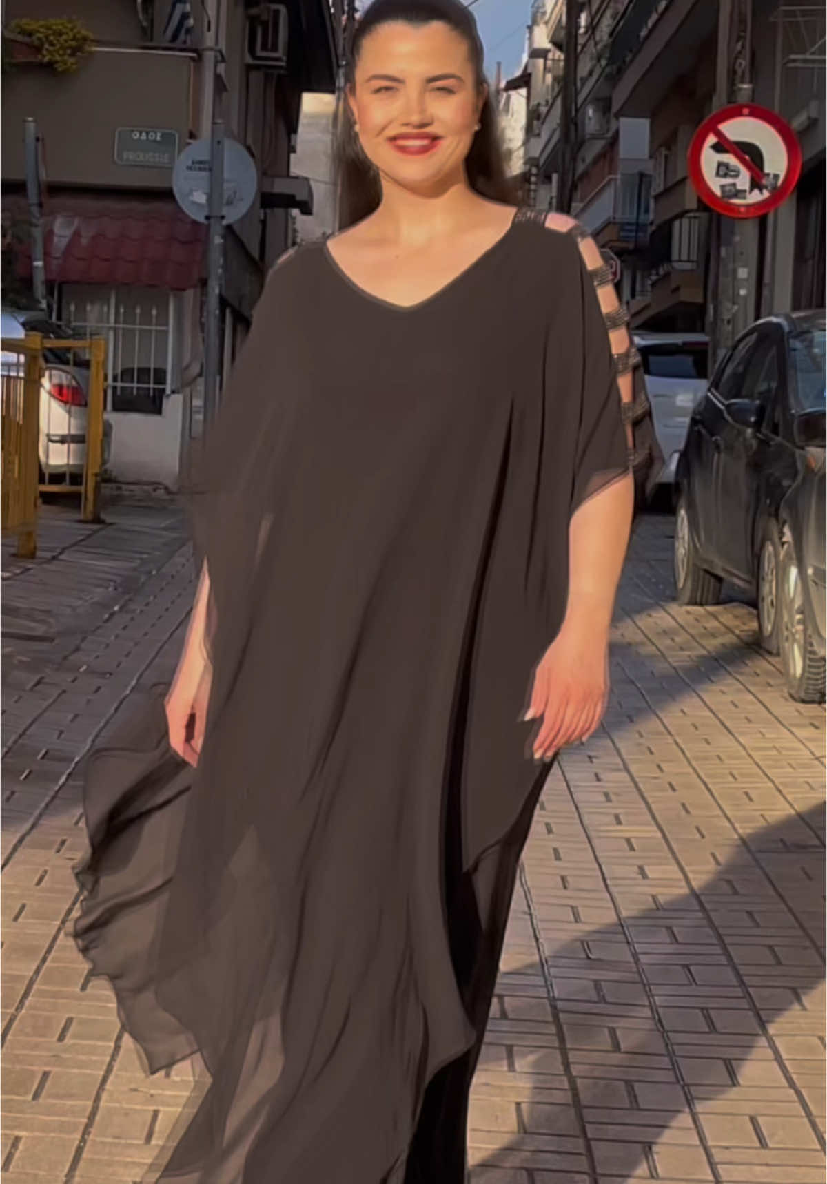 Special Occasion Jumpsuit 💫 #CapCut #fypage #fyppp #fyp #fy #phenomenon #foryou #foryoupage #plussize #shopping #thessaloniki #mpesfy #tiktok #greektiktok #viraltiktok #greece #viral #woman #fashion 