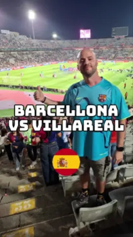 🇪🇦⚽️ Voglio vedere una partita in ognuno dei 5 maggiori campionati europei di calcio (Italia, Inghilterra, Germania, Spagna, Francia) E' arrivato il momento della Spagna, ho scelto Barcellona vs Villareal. Al momento il Camp Nou è in ristrutturazione, quindi si è giocata al Montjuic (18/5/2025). Sicuramente uno stadio meno interessante, ma in una delle parti più interessanti della città. Ho avuto la fortuna di vedere i festeggiamenti per la vittoria della Liga.  Da interista venire qui, a poche settimana dall'impresa in Champion's League, proprio contro i blaugrana, è stato molto emozionante.   Ammetto però che sono rimasto deluso dall'atmosfera. Non c'era il tifo organizzato, gli ultras in curva a spingere per 90 minuti la squadra di casa. Un'atmosfera 