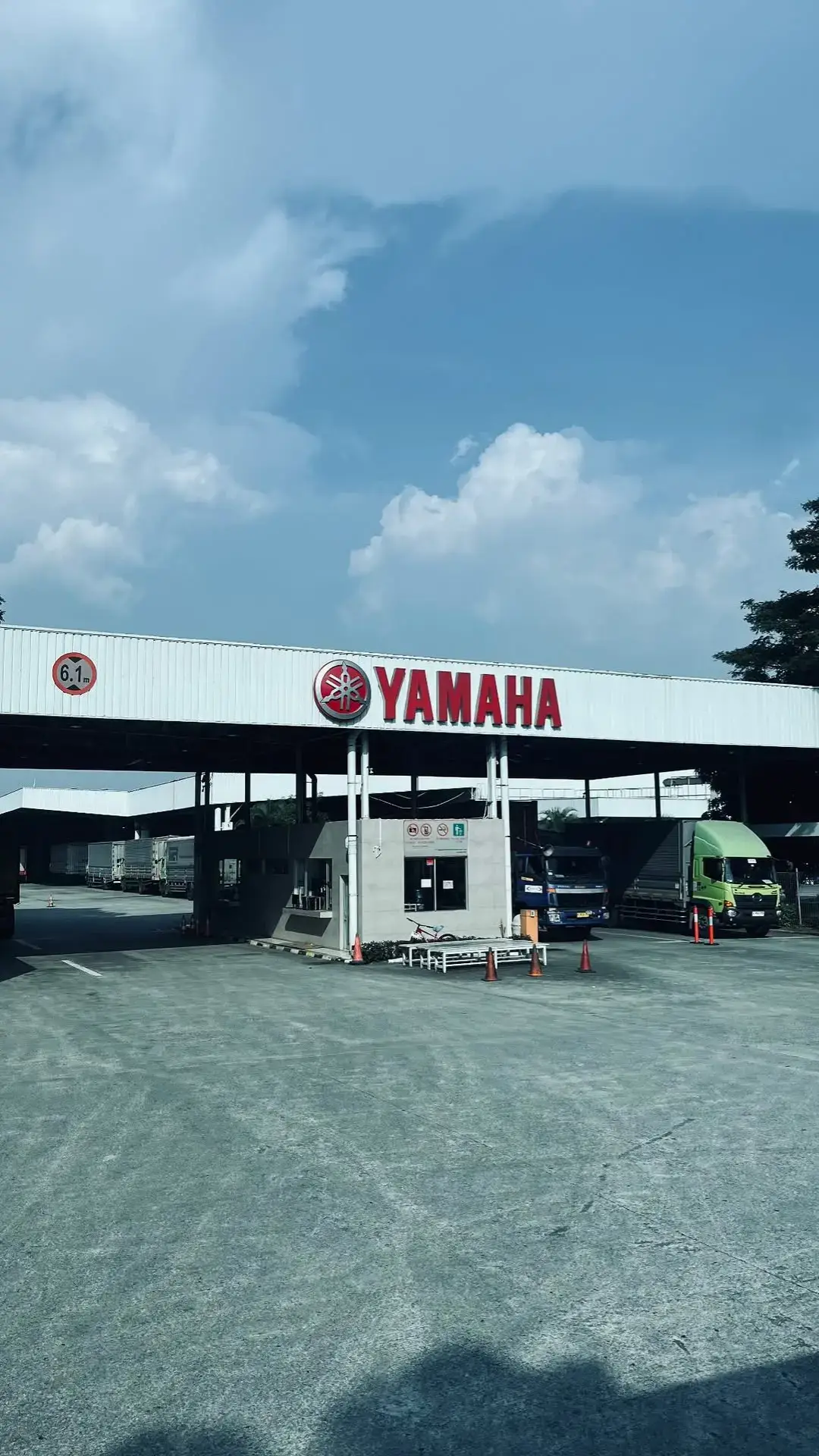 🧠:Dunia kehidupan laki laki yg sesungguhnya#yamaha #kulipabrikkarawang #yamahawj #yimmwestjava #yimmwjkarawang 
