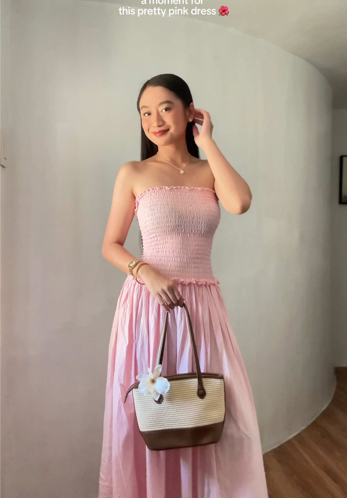 a moment for this dreamy pink dress from a local brand 🌸 really love how perfectly it fits—soft, sweet, and totally my vibe! 💕 get yours here: 🛒 https://s.shopee.ph/9zlHPzZT0v #ShopeeFashionFinds #ShopeeStyle #ShopeePH #ShopeeAffiliates #fyp #dressrecos #fashiontiktok #outfitideas #dress 
